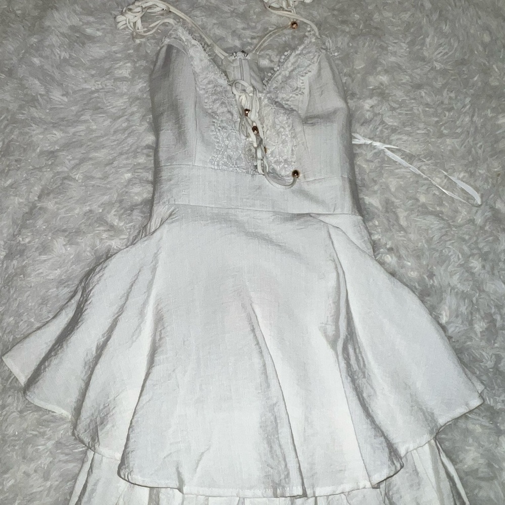 Selfie Lesley white dress